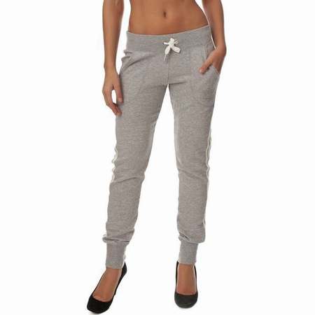 survetement femme slim nike