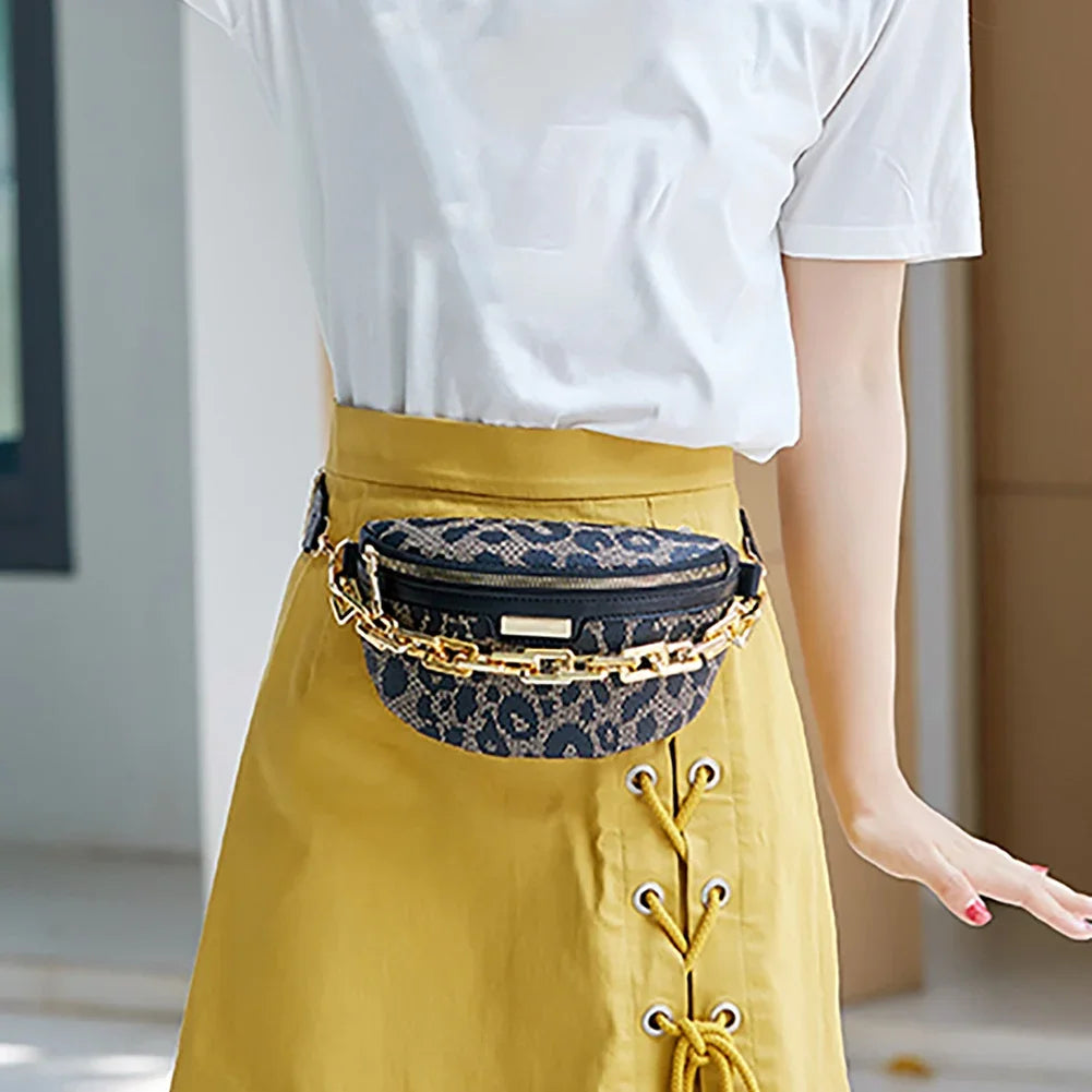 Sac banane léopard décor lettre "love"