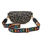 Sac banane léopard décor lettre "love"